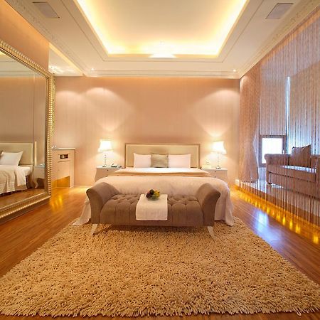 Changhua Laurel Boutique Motel Extérieur photo